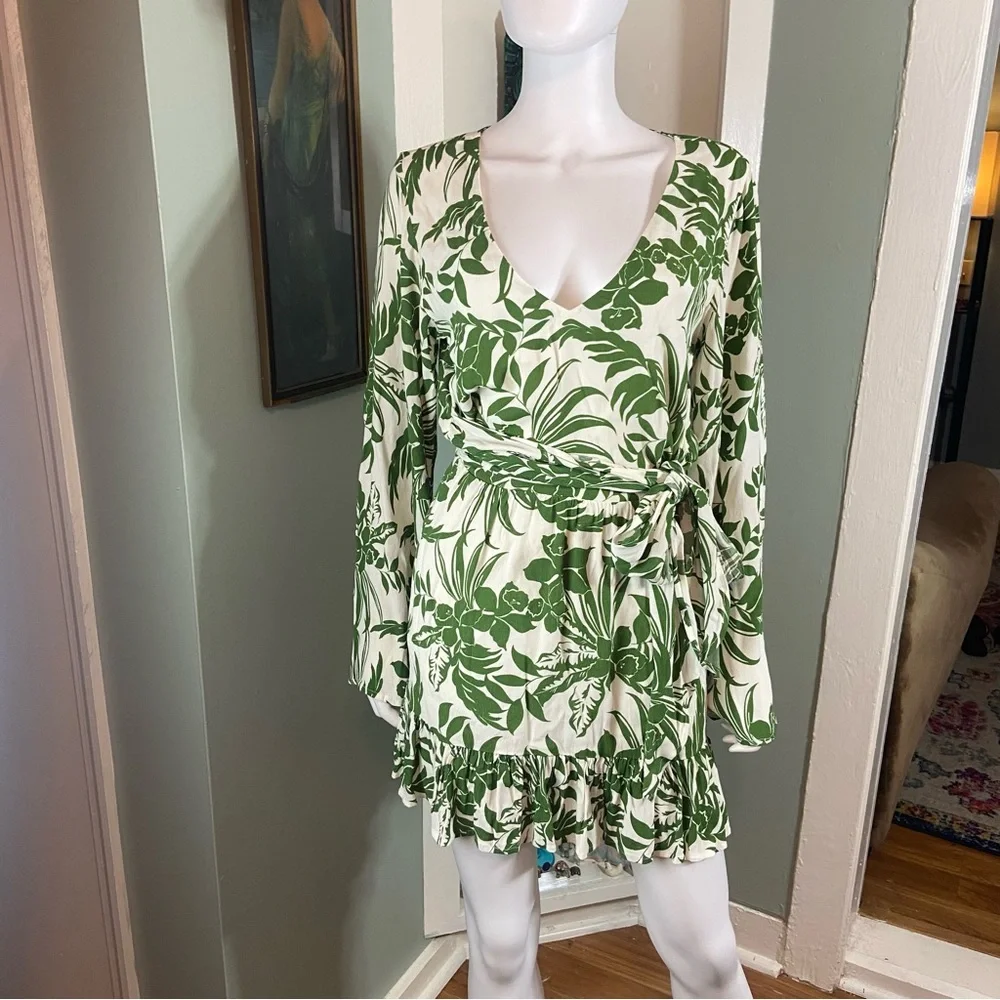 L*Space Geneva Bell Sleeve Tropical Green Leaf Print Mini Dress Hawaiian Small S - Picture 2 of 15